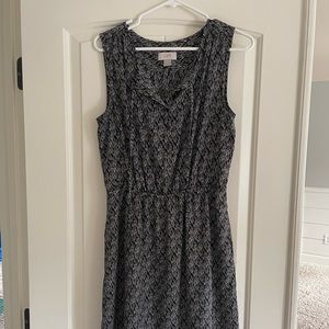 Black and White Patterned Dress with POCKETS